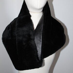 NWT Toteme Real Fur Leather Muff Neck Snood Black One Size